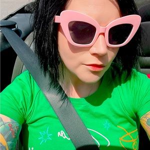 Meet your Posher, Alexandra